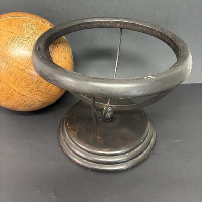LOT 236: Home Decor: Brass Eagle Wall Lamp, Globe along with Matal Candle Wall Sconces