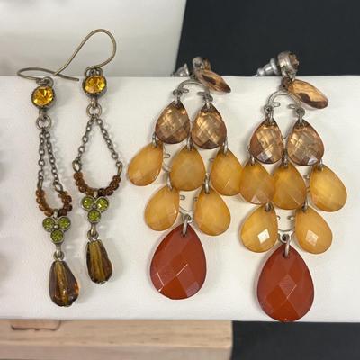LOT 240: Fashion Jewelry Collection: Dana Buchana, Lia Sophia, Seasonal Whispers, Wooden Bangle, Pierced Earrings, Necklaces, Bracelets