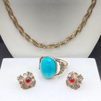 LOT 248: Sterling Silver Jewelry - Ring, Earrings and Chain - 18.4 gtw