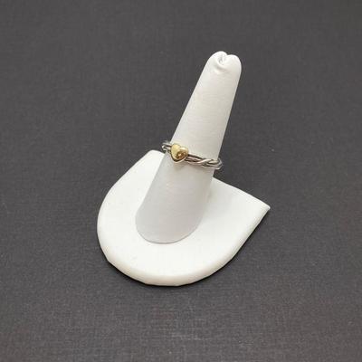 LOT 251: Gold and Sterling Two Tone Jewelry - 14K / 925 13.2 gtw
