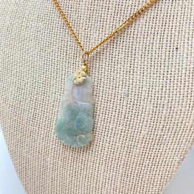 LOT 253: Jade Pendant on Gold Filled 24" Chain
