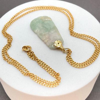 LOT 253: Jade Pendant on Gold Filled 24" Chain