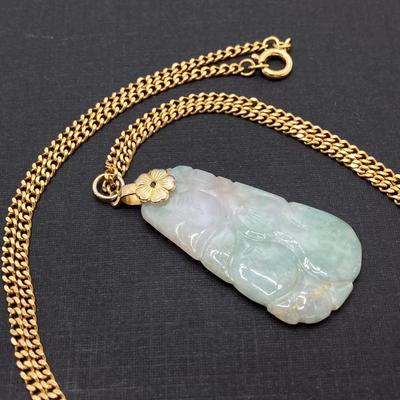 LOT 253: Jade Pendant on Gold Filled 24" Chain