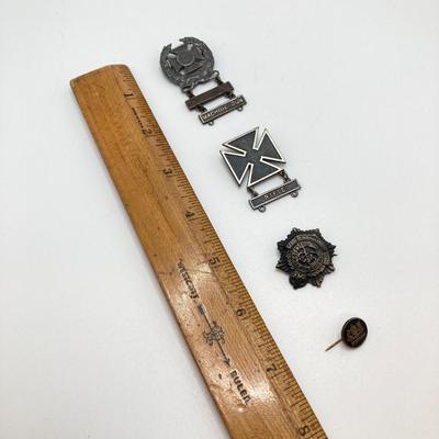 LOT 254: Medal Collection - Sterling Carbine Machine, Service Corp and Stetson Pin