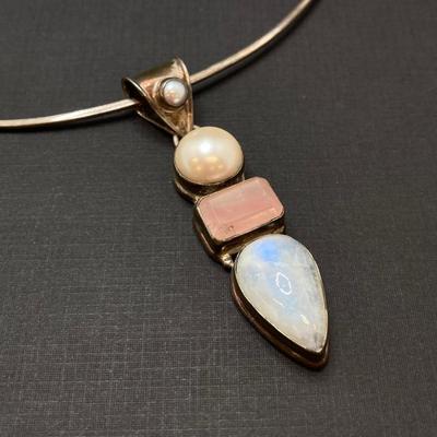 LOT 257: Sterling Choker with Gemstone Pendant Necklace - 35.8 gtw