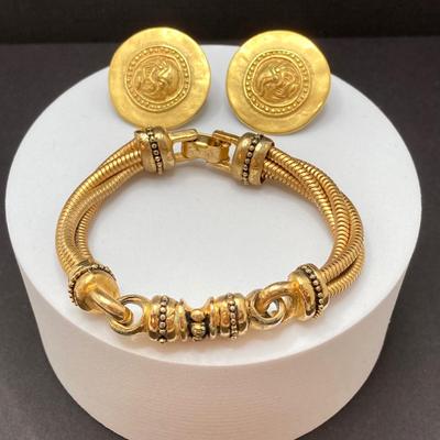 LOT 262: Dazzling Gold Tone Egyptian Style Jewelry Collection