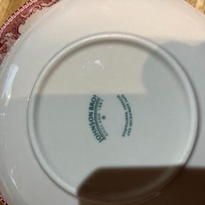 Pink Britain Castles Set of 12 Saucers (K)