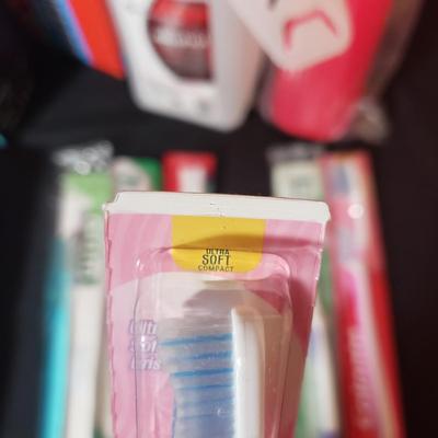 NIB Kitchen and Household Items (K-KD)