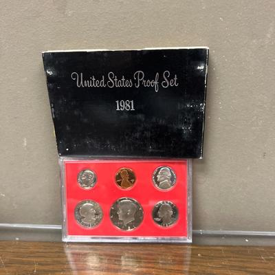 Nice 1981 United States Proof Set