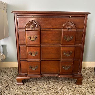 Permacraft by Sanford Furniture Company’s Gentlemen’s Chest of Drawers (G-MG)