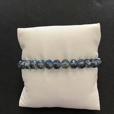 Pretty beaded stretch bracelet