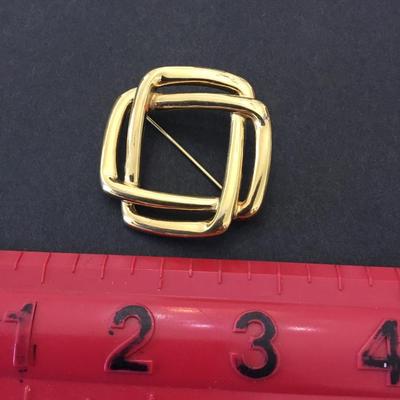 Vintage goldtone, Monet brooch
