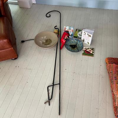 Bird Lovers Lot - Shepherds Hook, Bird Baths & More (SR-RG)