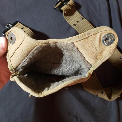 WWII Musette Bags, Canteen Cover and Binoculars (LR-KD)