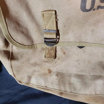 WWII Musette Bags, Canteen Cover and Binoculars (LR-KD)