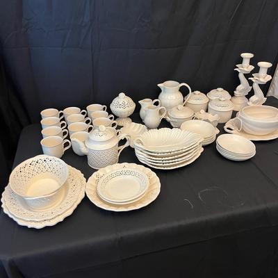 Leedsware Creamware Pottery Dishes (DR-MG)