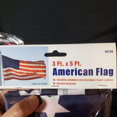Flags and Americana (B1-KD)