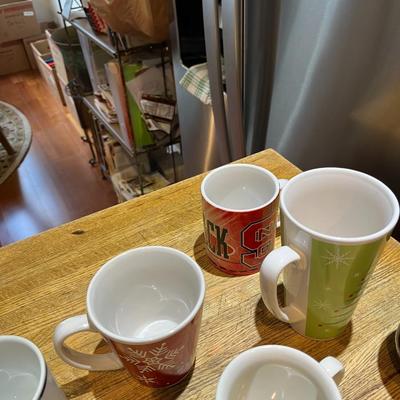 Lot of 24 Assorted Coffee Mugs (K)