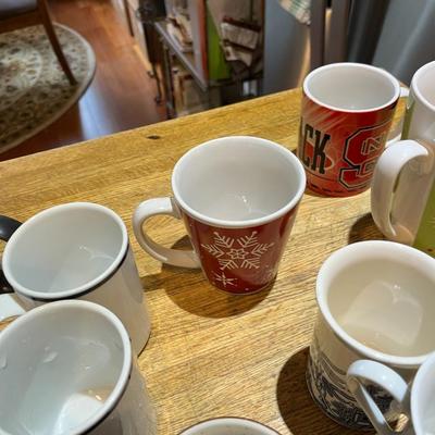 Lot of 24 Assorted Coffee Mugs (K)
