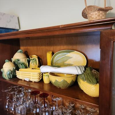 Mixed Lot of Shawnee & Japan Corn Pottery China