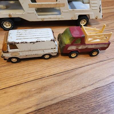 Lot of Vintage Tonka Trucks, Tow Truck, Dump, Car Carrier, mini Van, Buddy L Stake bed Truck