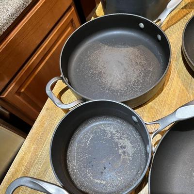 Calphalon Cookware Set and Lids (K)