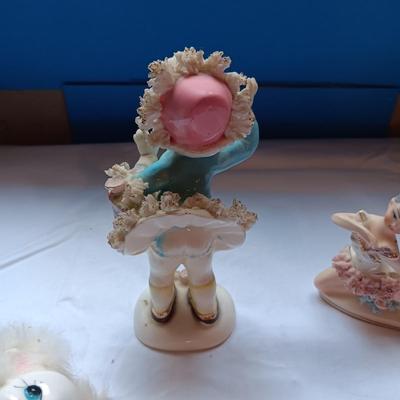 3 VINTAGE FIGURINES
