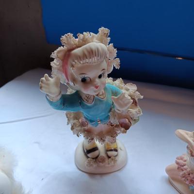 3 VINTAGE FIGURINES