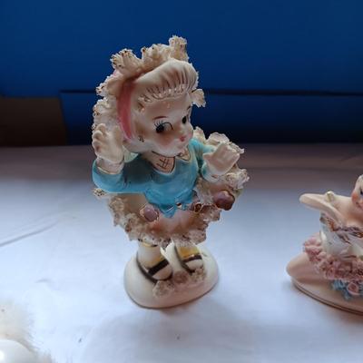 3 VINTAGE FIGURINES