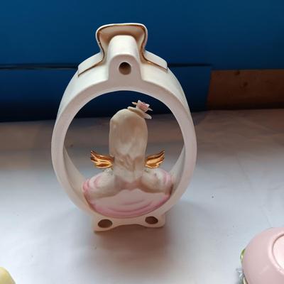 WALT DISNEY PRODUCTIONS ALICE IN WONDERLAND AND 3 OTHER VINTAGE FIGURINES