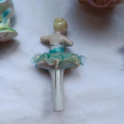 WALT DISNEY PRODUCTIONS ALICE IN WONDERLAND AND 3 OTHER VINTAGE FIGURINES