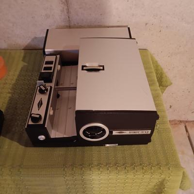 SAWYERS SLIDE PROJECTOR, LIGHTED SLIDE VIEWER, SLIDE TRAY AND PROJECTION SCREEN