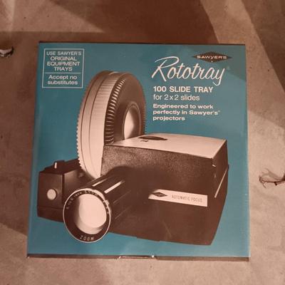 SAWYERS SLIDE PROJECTOR, LIGHTED SLIDE VIEWER, SLIDE TRAY AND PROJECTION SCREEN