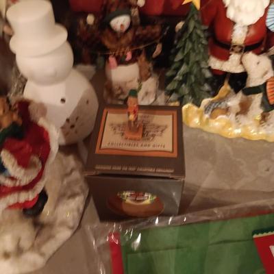 CHRISTMAS DECORATION, GIFT WRAP AND GREETING CARDS