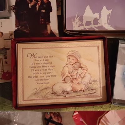 GREETING AND POSTCARDS, SMALL BOXES AND STATIONARY