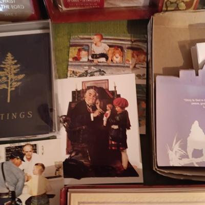GREETING AND POSTCARDS, SMALL BOXES AND STATIONARY