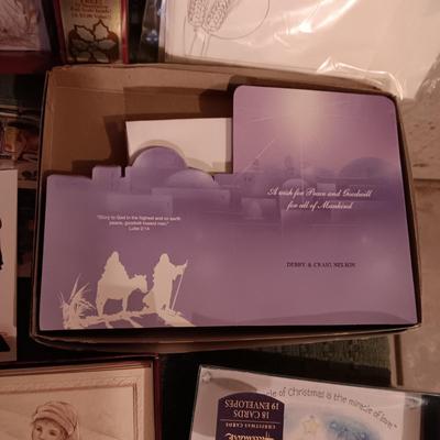 GREETING AND POSTCARDS, SMALL BOXES AND STATIONARY