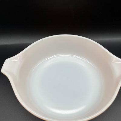 Four Vintage Pyrex Dishes