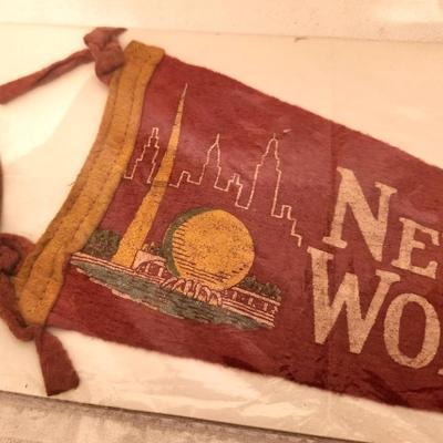 Lot #94 1939 World's Fair Pennant