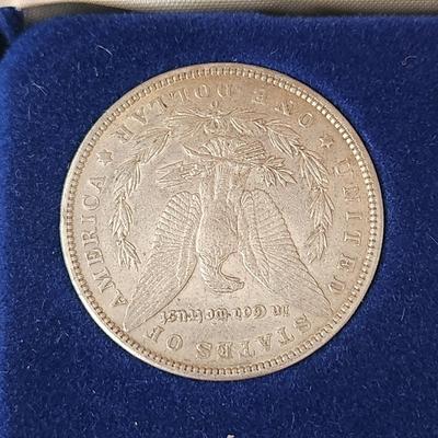 Lot of 5 Morgan Sliver Dollars in Case