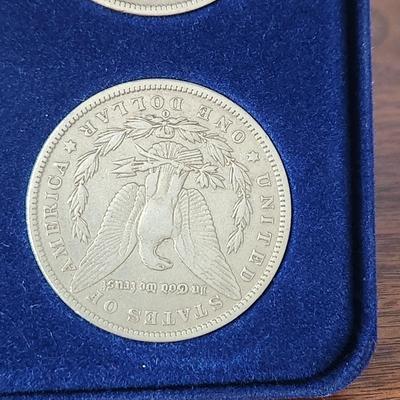 Lot of 5 Morgan Sliver Dollar Coins w Case