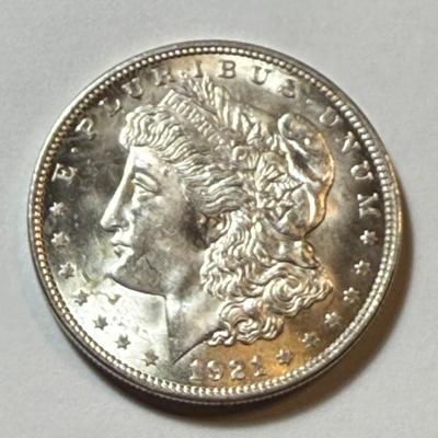 1921-P UNCIRCULATED CONDITION MORGAN SILVER DOLLAR COIN #1 AS PICTURED.