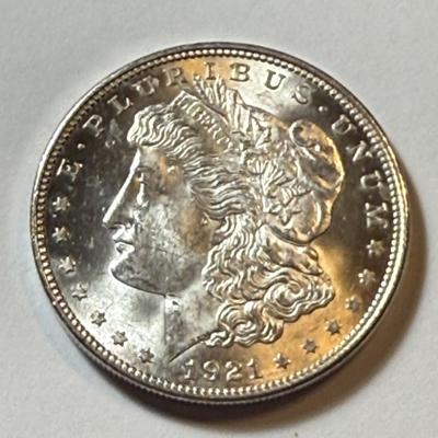 1921-P UNCIRCULATED CONDITION MORGAN SILVER DOLLAR COIN #2 AS PICTURED.