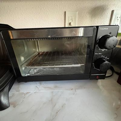 Electric grill and toaster oven.