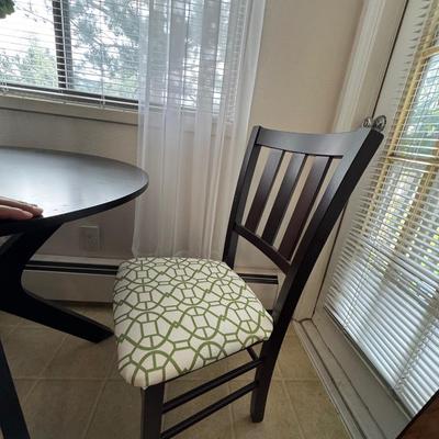 Dining table, Zipcode Design.