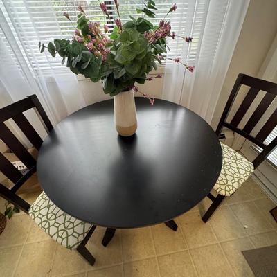 Dining table, Zipcode Design.
