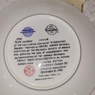 Norman Rockwell collector plate titled "A Christmas Prayer" from 1990, manufactured by Edwin M. Knowles China Company