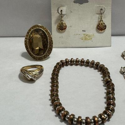 Variety Of jewelry.