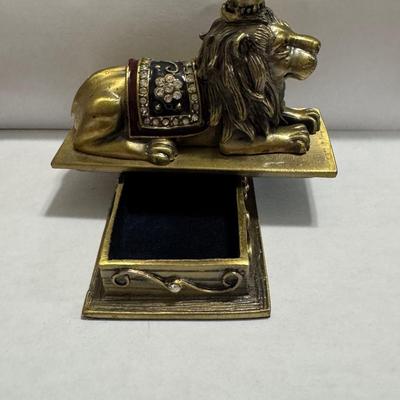 Vintage Borghese Recumbent Lion box and collection of lapel pins.