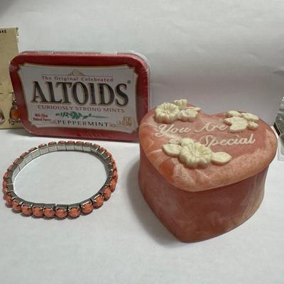 Variety of jewelry and more.